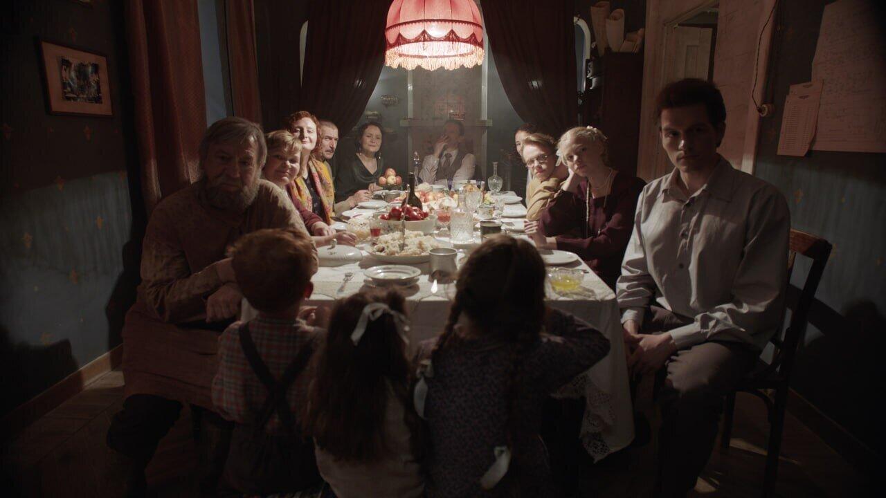 Кадр из фильма «Бесконечный апрель» / «Киноафиша»