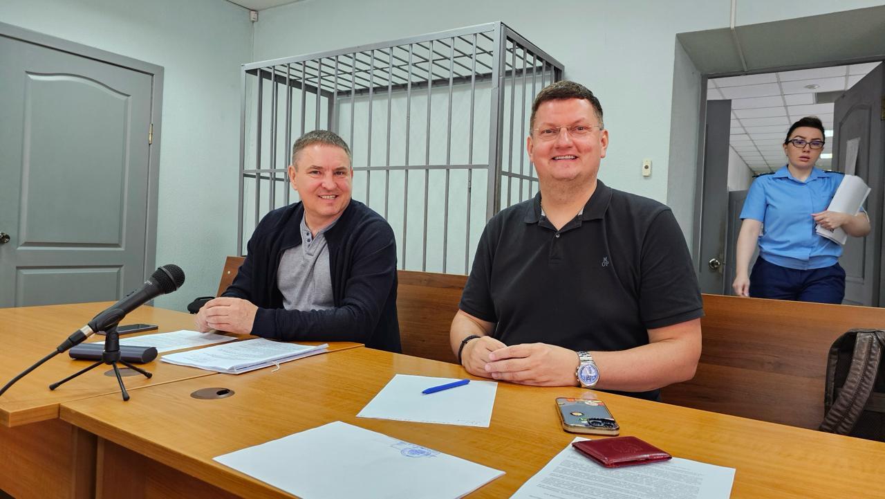 Алексей Соколов и его адвокат Алексей Бушмаков. Фото: It's My City