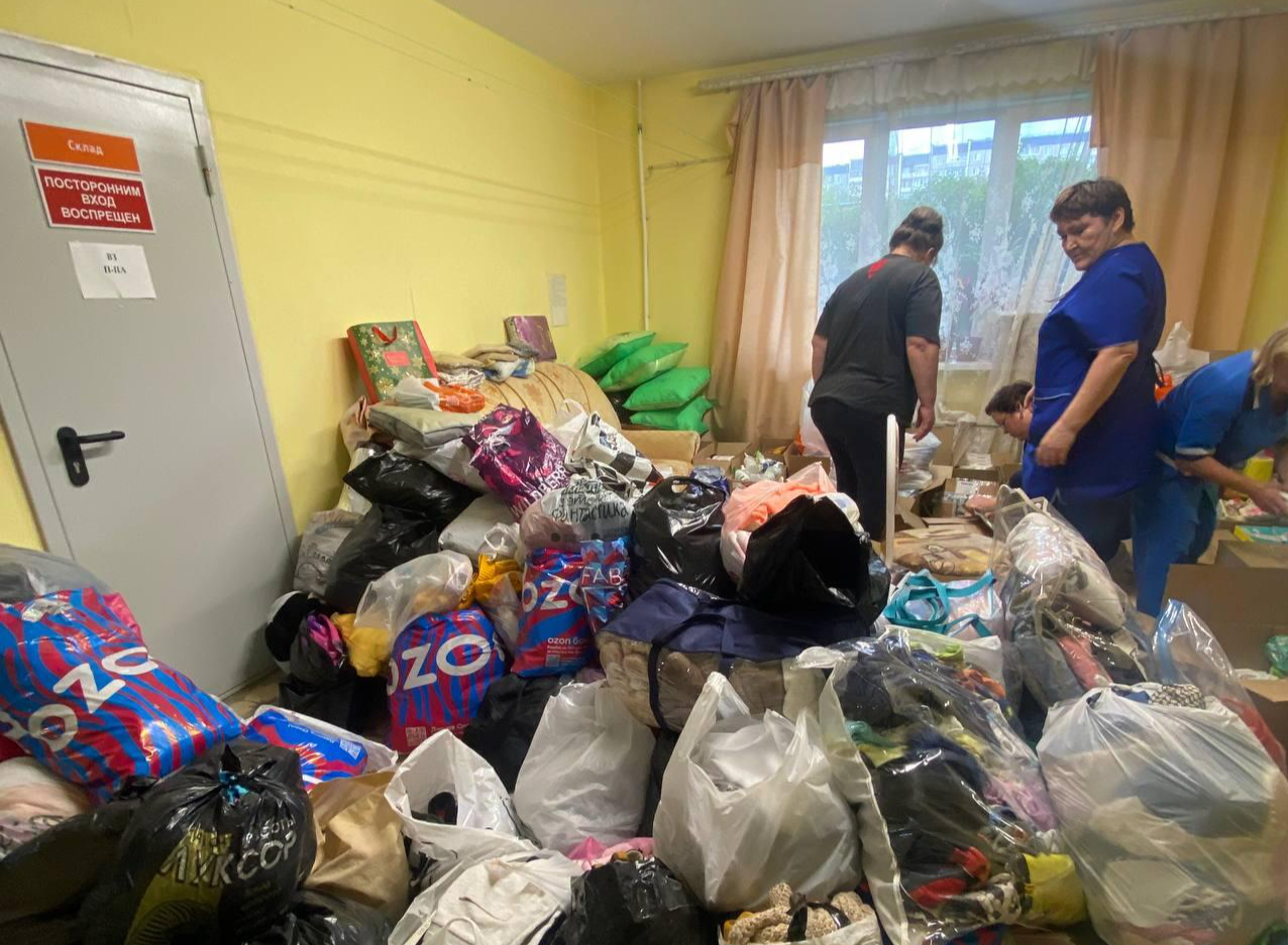 Гуманитарная помощь для пострадавших, собранная тагильчанами. Фото: телеграм-канал мэра Нижнего Тагила Владислава Пинаева