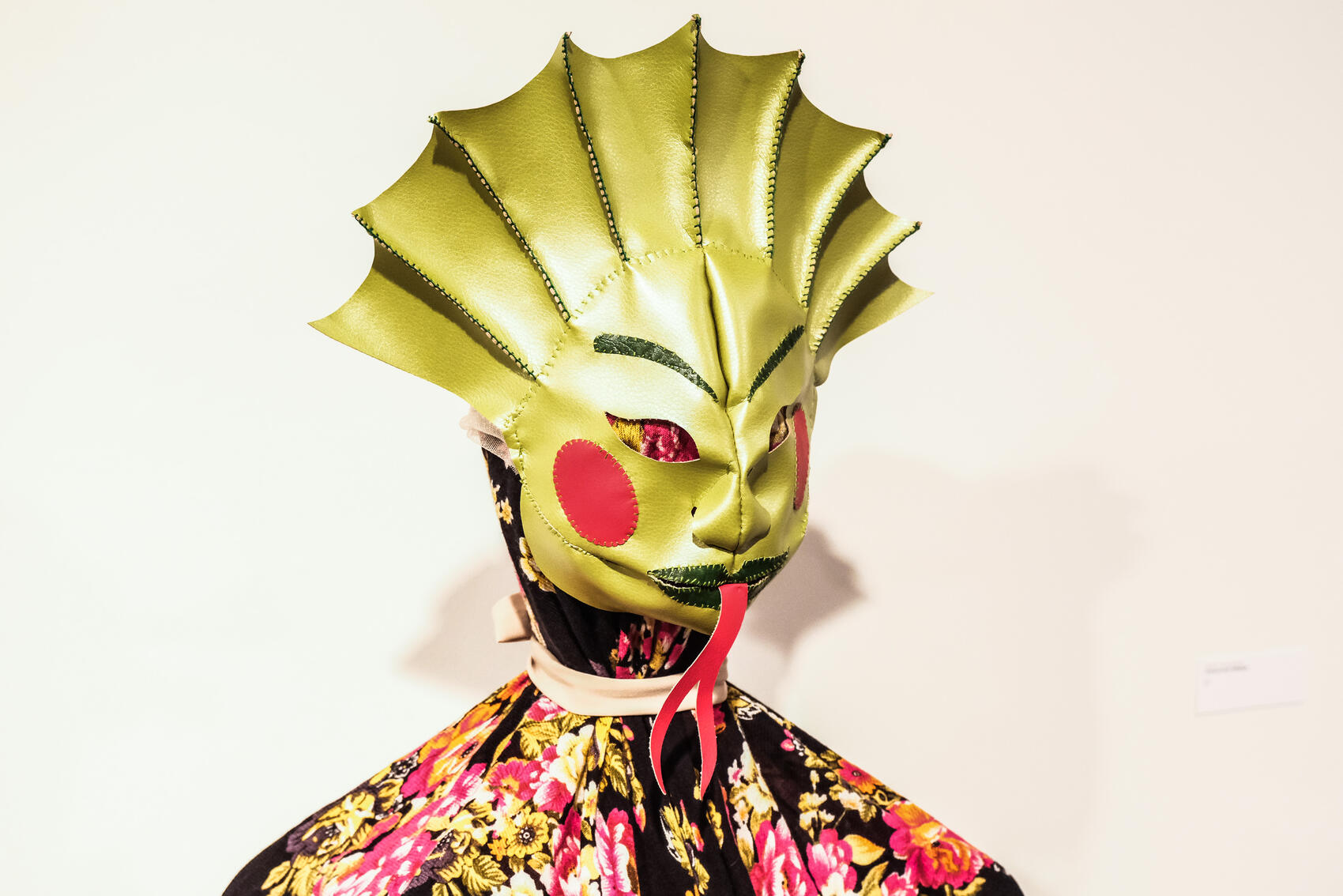 Работа из серии «Уральская змеица». Фото: Саша Зубковский / It's My City