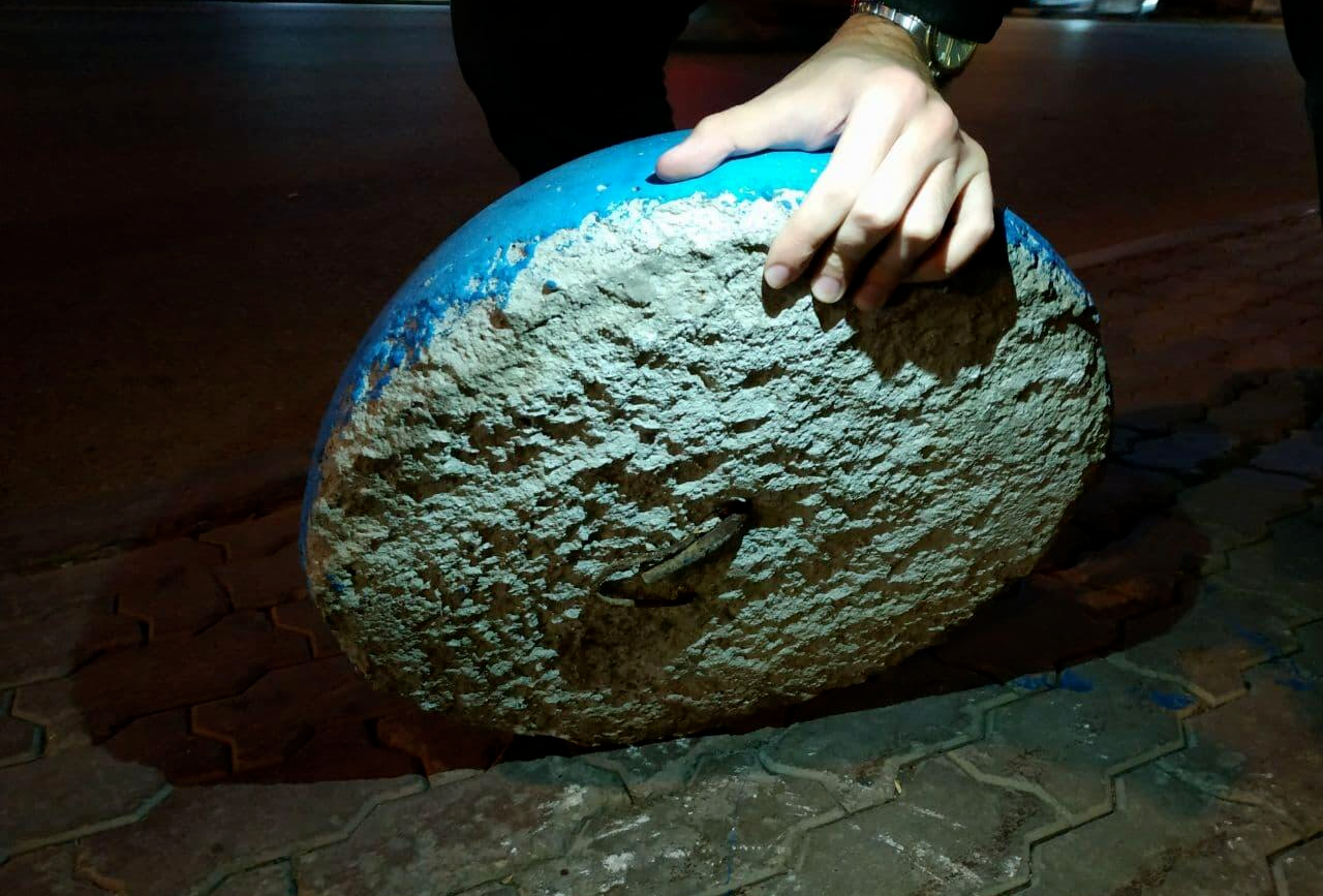 Часть полусфер легко двигаются. Фото предоставлено Александром Свалухиным