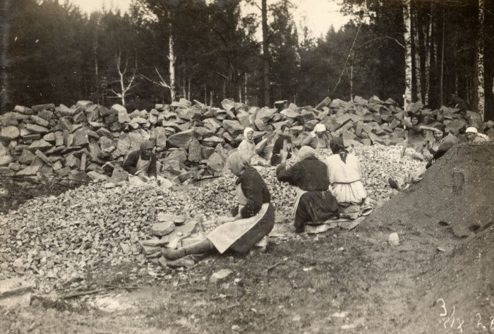 Закладка дороги по улице Машиностроителей