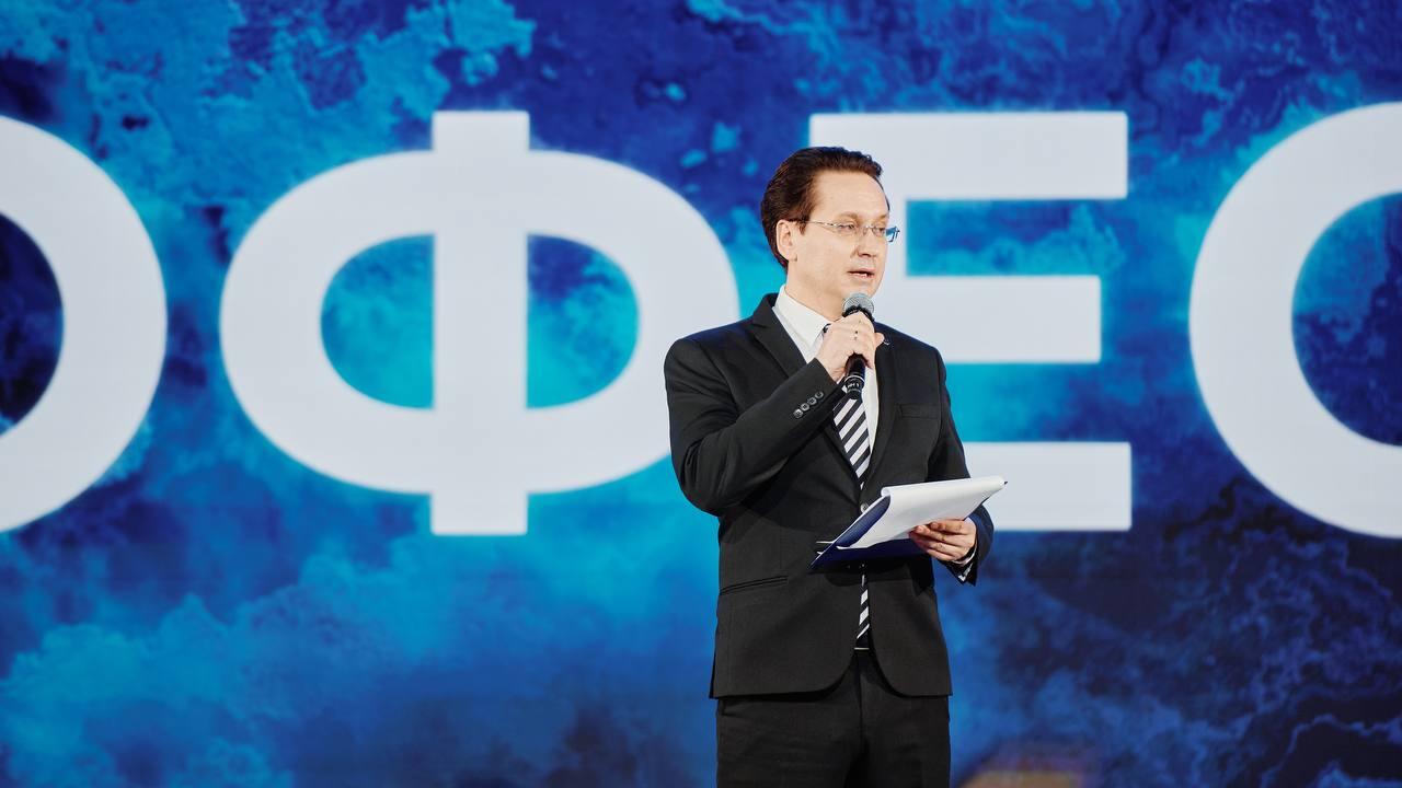 На журфаке УрФУ планируют назначить нового декана