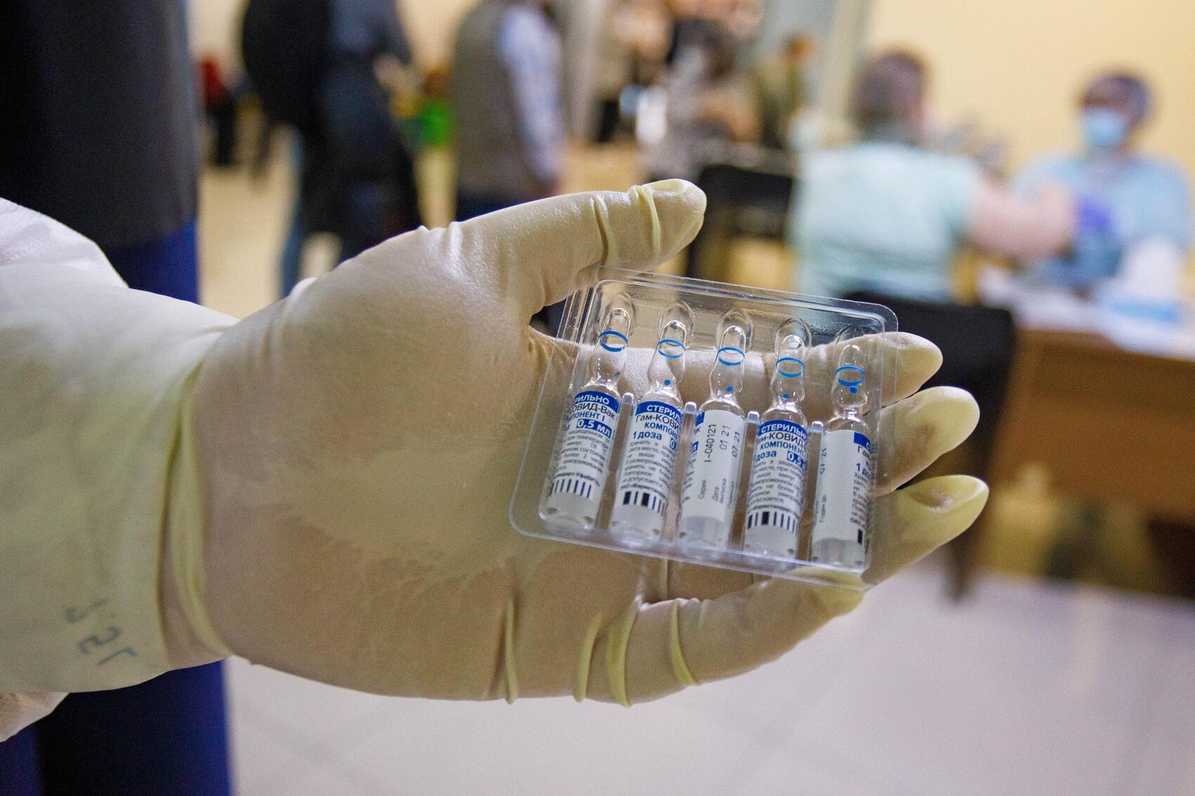 Вакцина «Спутник V» сегодня наиболее доступна и представляется достаточно эффективной. Фото: Марина Молдавская / It's My City