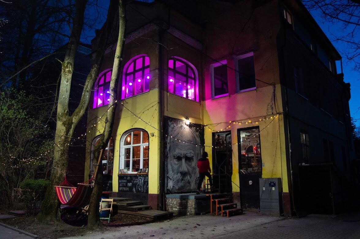 Арт-хостел Tolstoy