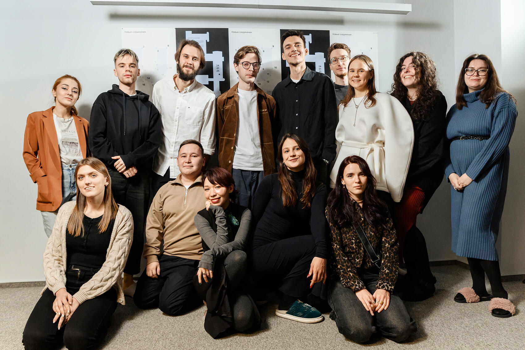 Команда ulab в новом офисе. Фото предоставлено командой бюро