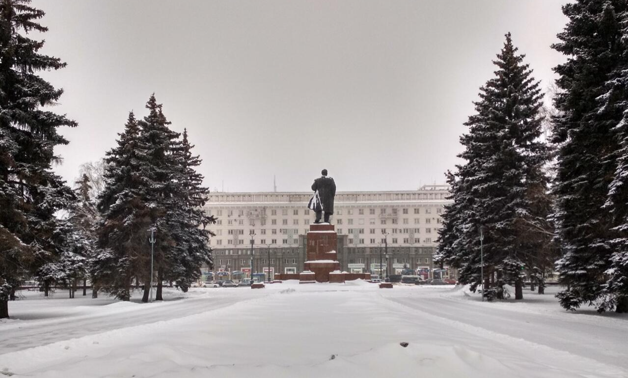 Площадь Революции в Челябинске. Фото: Романтика Челябинских улиц / «ВКонтакте»
