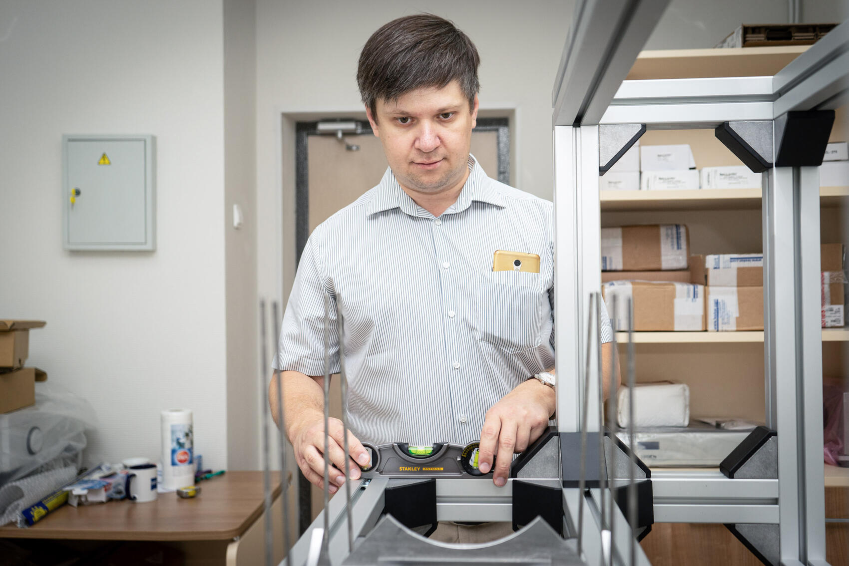 С помощью этой экспериментальной установки экзотические условия космоса можно воспроизвести на Земле. Фото: Арина Томашова / It's My City