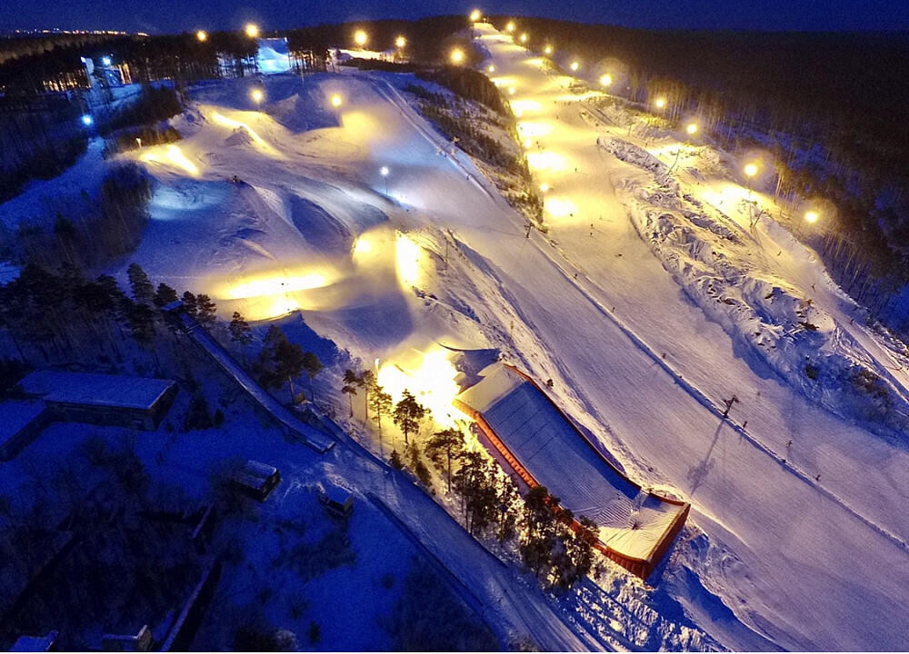 Фото: официальный сайт горнолыжного комплекса «Уктус»