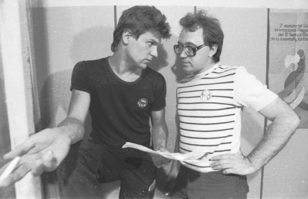 Егор Белкин и Илья Кормильцев. Фото: О.Ракович (из архива Свердловского рок-клуба)