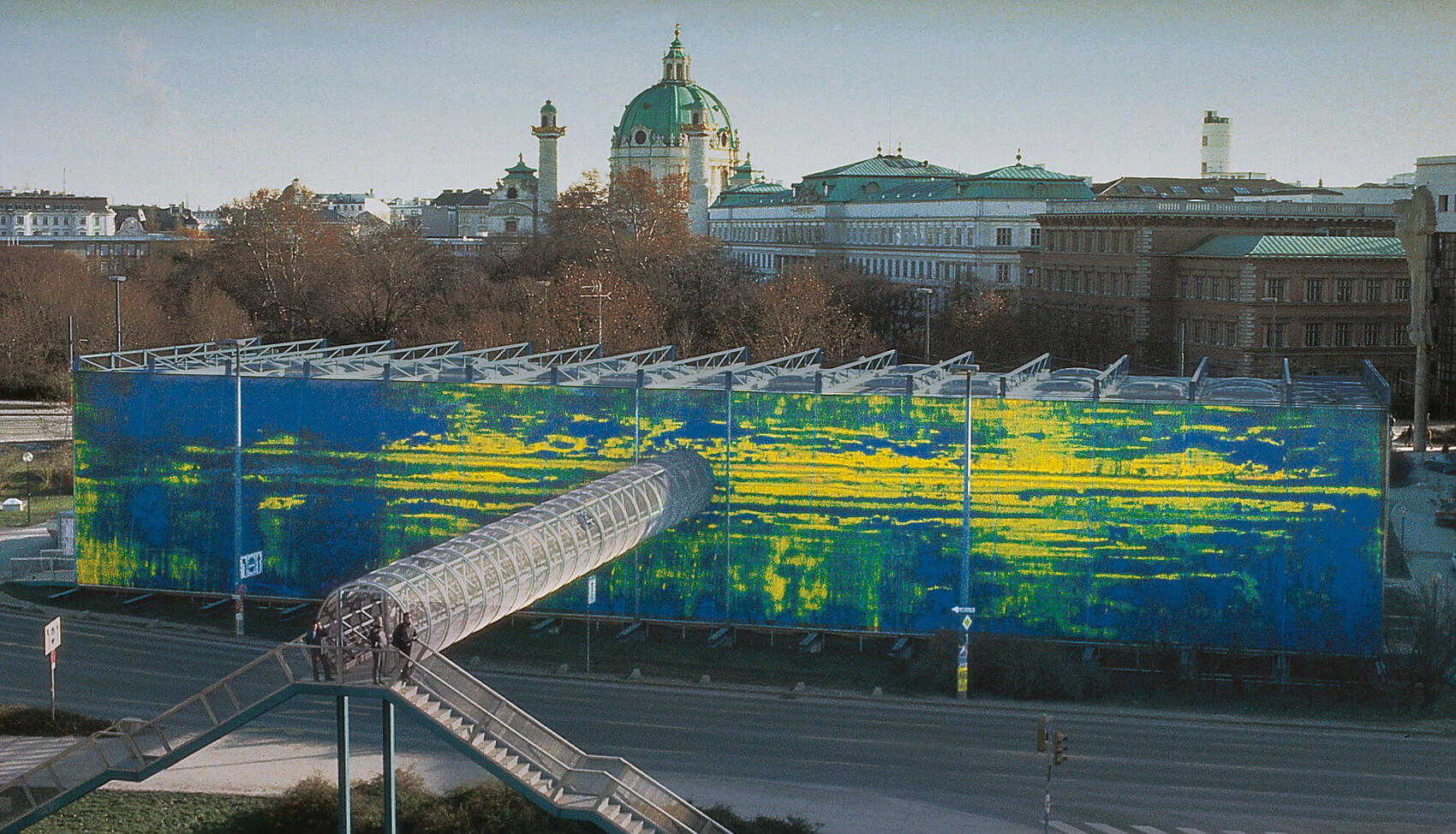 Герхард Рихтер, Река. Часть проекта museum in progress. Источник фото: сайт проекта
