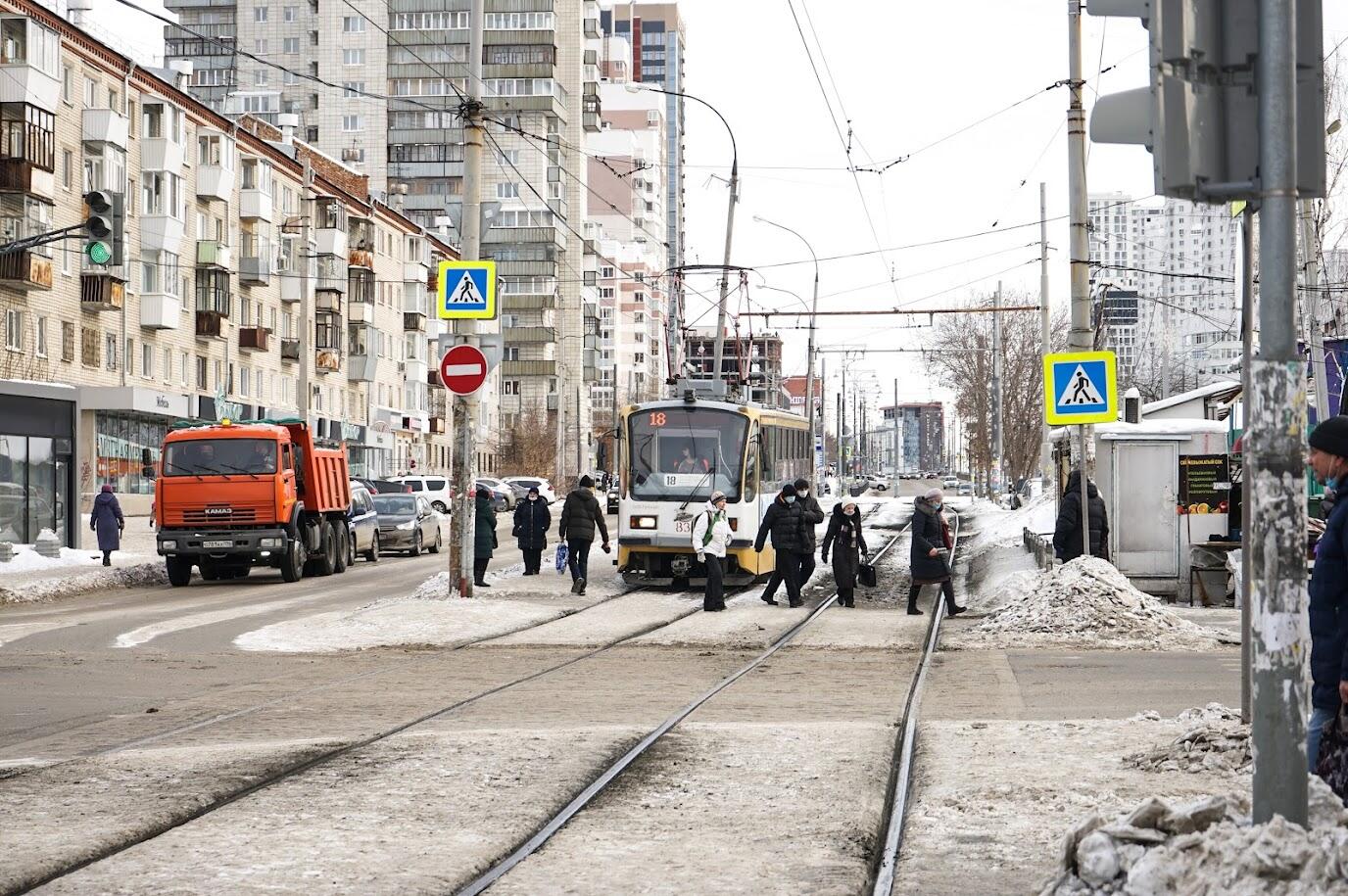 Ради расширения улицы в Екатеринбурге снесут 12 домов и рынок — местные  жители возмущены