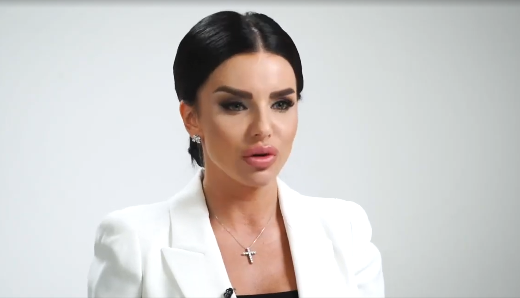 Стоп-кадр из обращения Юлии Волковой