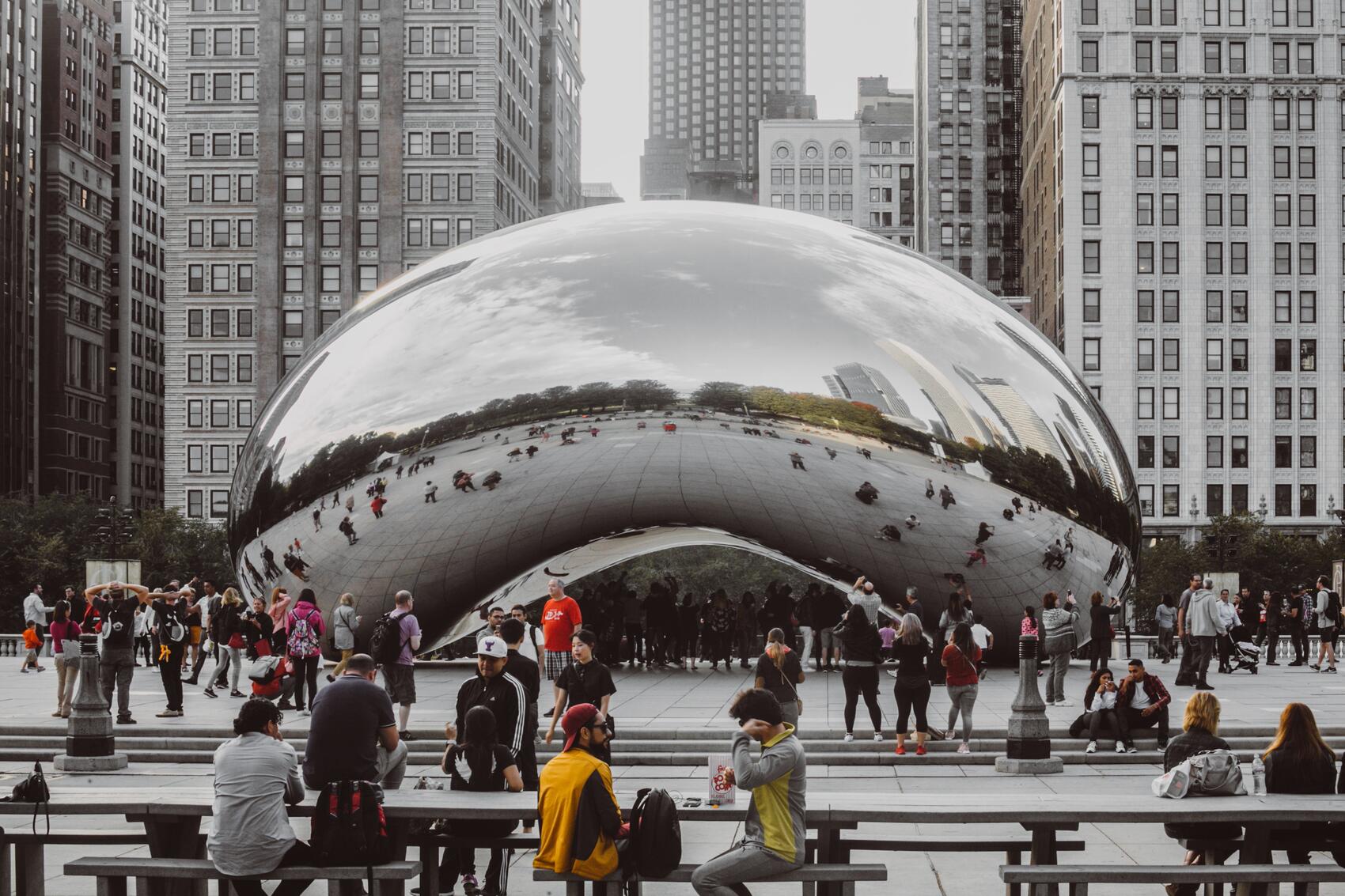Cloud Gate Аниша Капура. Фото: Misael Nevarez / Unsplash