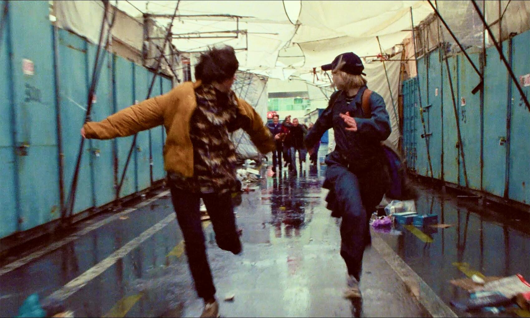 Кадр из фильма «Межсезонье»