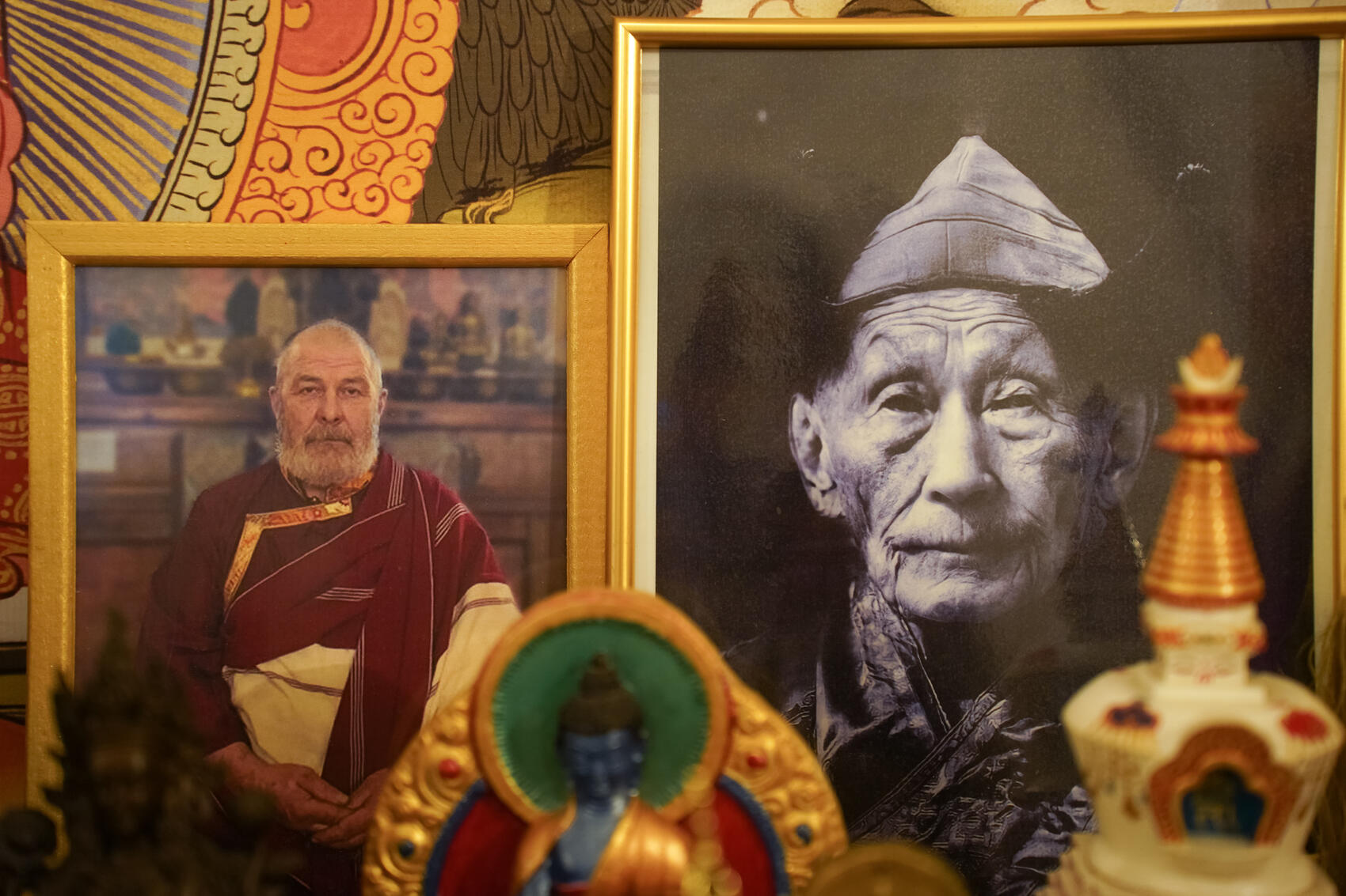 Слева — учитель общины лама Тендзин Докшит (Михаил Санников). Фото: Елена Елизарова / It's My City