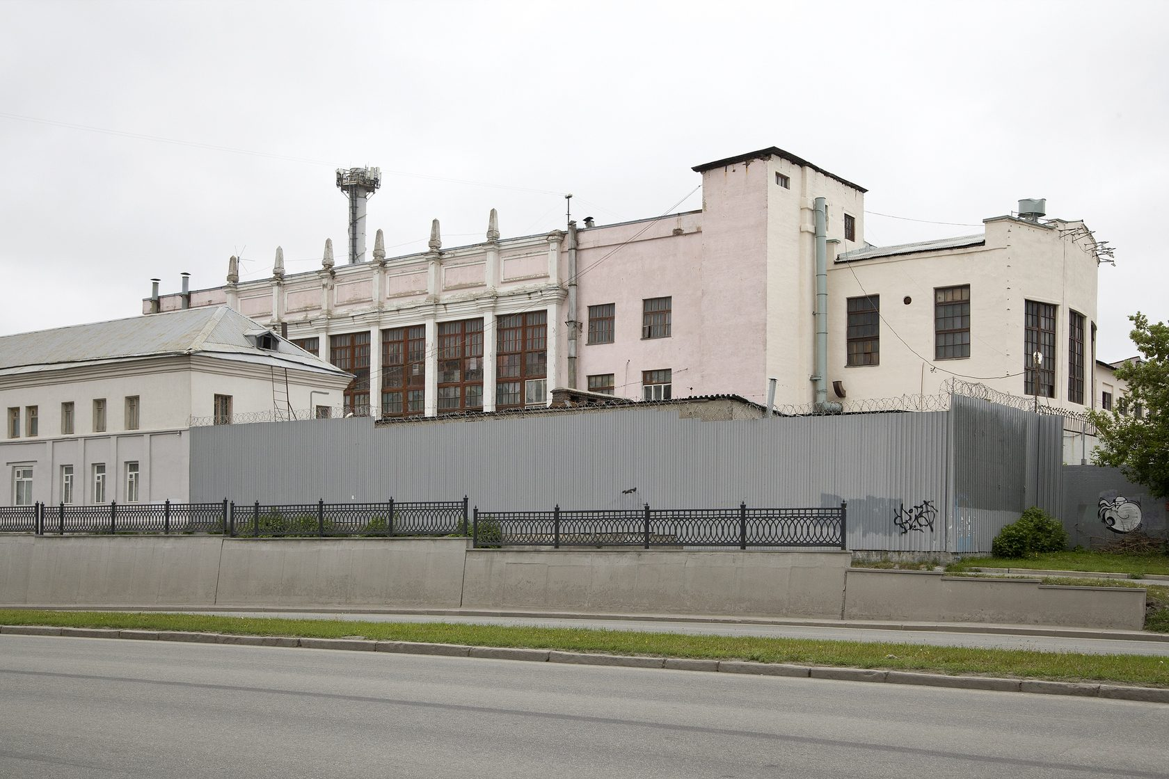 Так здание дворца культуры выглядело до сноса. Фото: Музей истории Екатеринбурга