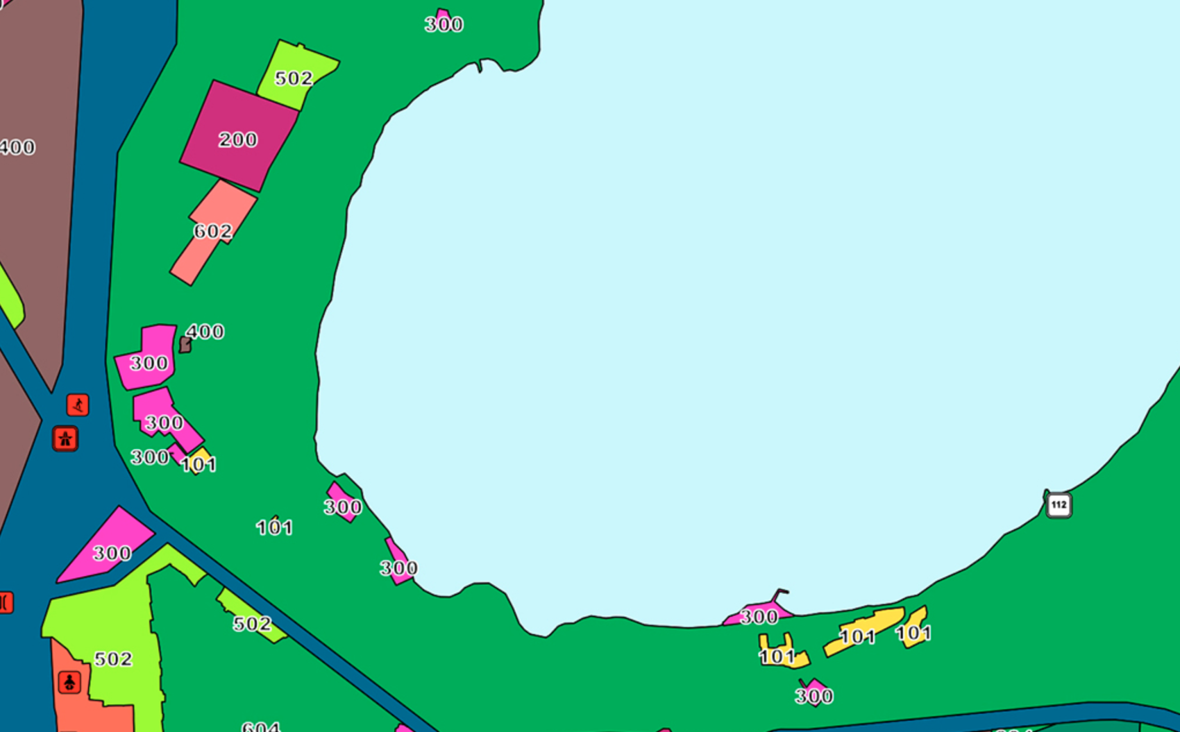 Южный и юго-западный берег Шарташского озера. Мыс Пески находится на юге, он обозначен числом 300. Источник фото: администрация Екатеринбурга