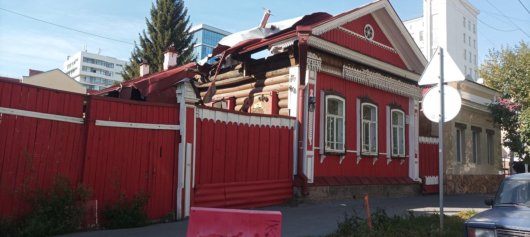 Дом Топоркова (Чернышевского, 6) сейчас. В январе 2024 года его пытались снести новые собственники. Фото: It's My City