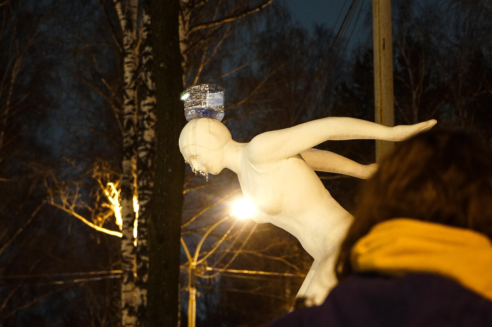 Вот так происходило намораживание сосулек. Фото: Арина Томашова / It’s My City