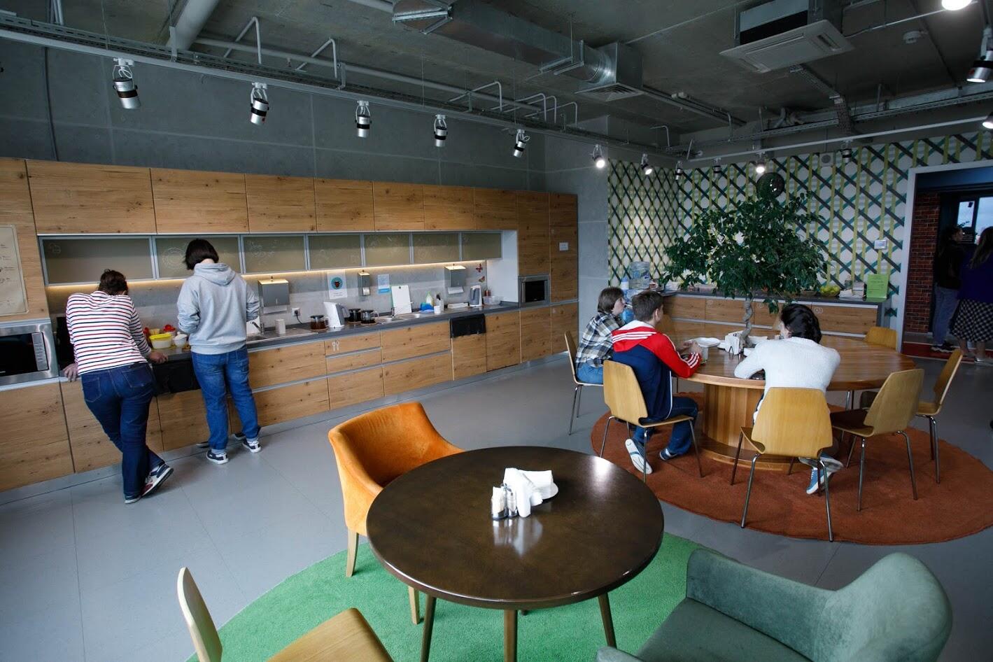 Полина скучала по офисным обедам и традициям. Фото: Марина Молдавская/It's My City