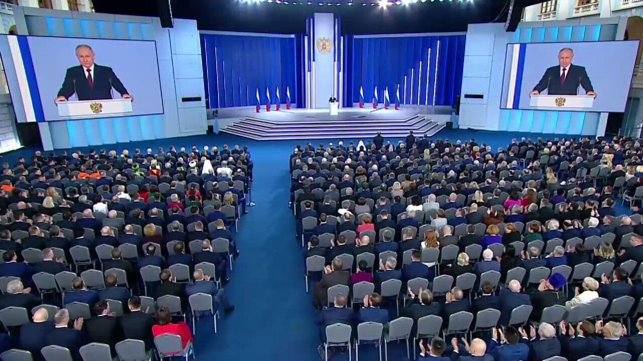 Владимир Путин выступает перед Федеральным собранием. Фото: скриншот трансляции