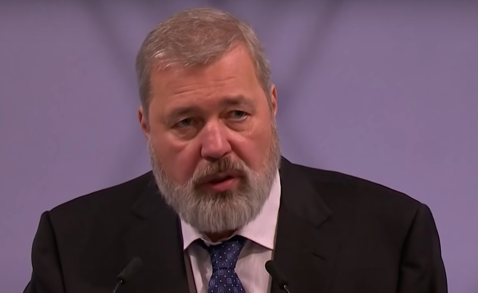 Муратов на вручении премии. Стоп-кадр YouTube