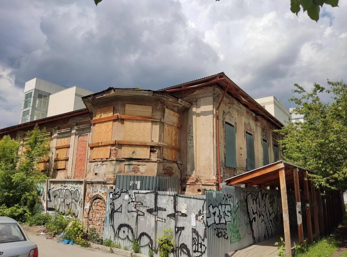 На следующей неделе завершатся торги по разрушающемуся особняку статского советника Ф. Л. Миллера