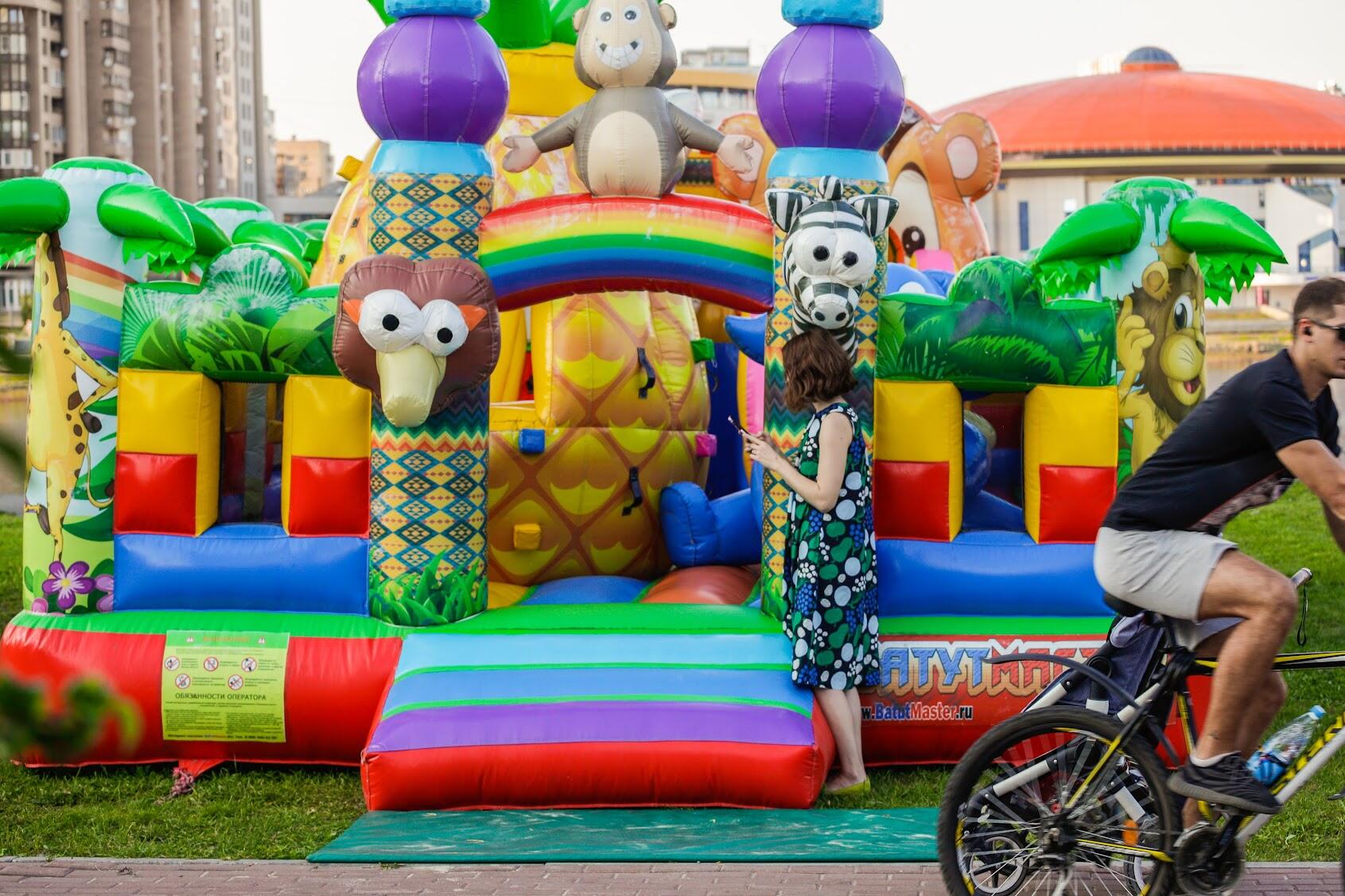 Батут у Ельцин Центра. Фото из архива: Игорь Брук / It's My City