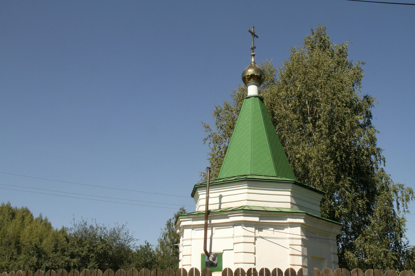 После десятков лет запустения, в нулевые годы часовню отреставрировали, повторно освятили и прозвали часовней во имя Николая Чудотворца. Фото: Мария Рубинина / It's My City