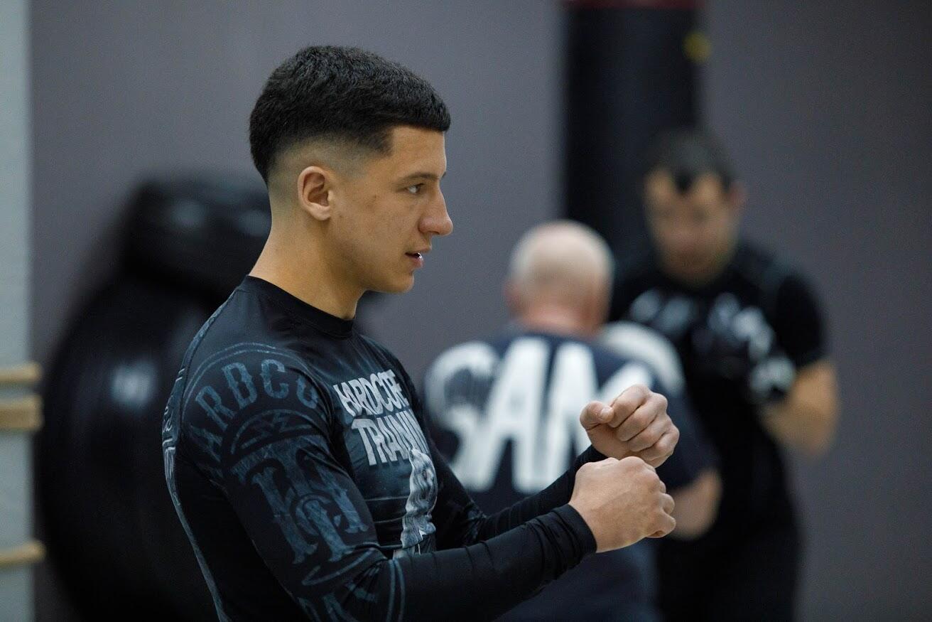 Некоторые родители так и говорили Марселю: «Почему мои дети должны заниматься с ними?» Но он никого не переубеждал.