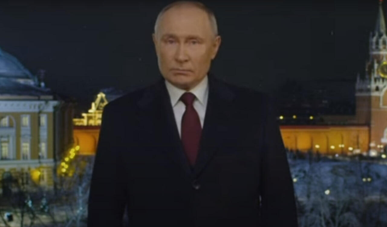 В новогоднем обращении Путин назвал судьбу Отечества главным, что объединяет россиян