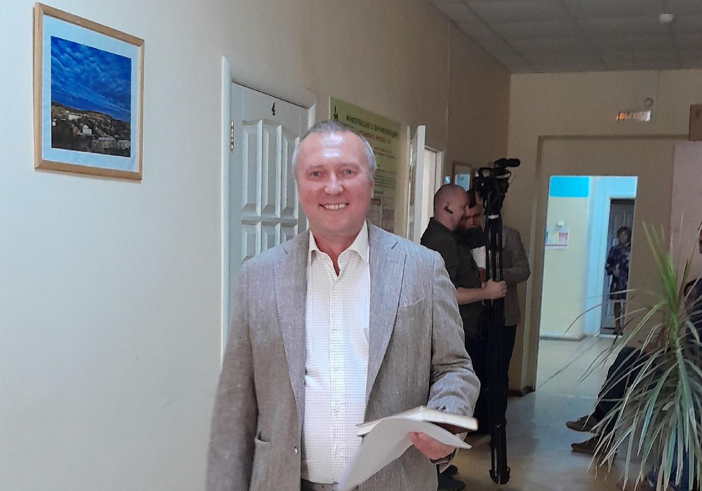 Избранный мэр Вадим Трофимов. Фото: соцсети гордумы Дегтярска