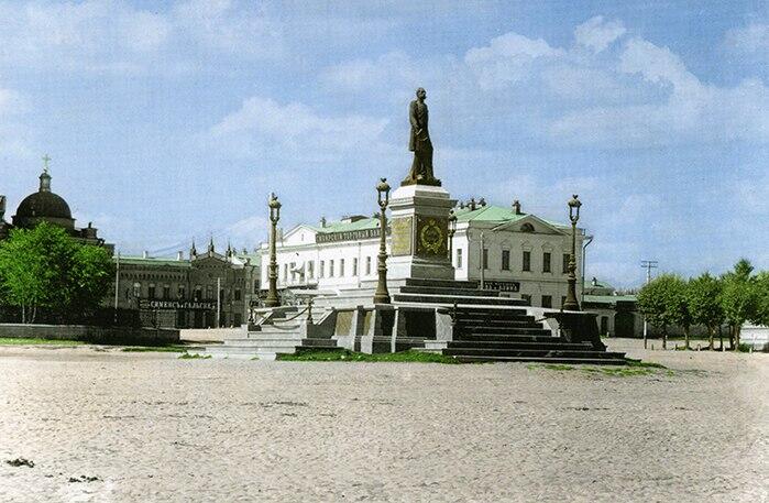 Памятник Александру II. Фото: предоставлено Евгенией Ананьиной