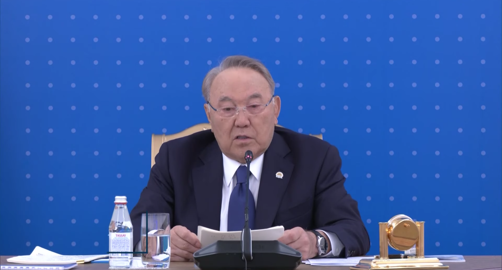 Нурсултан Назарбаев. Стоп-кадр видео с канала Youtube