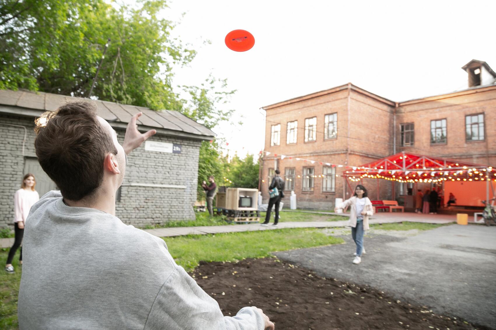 Двор ГЦСИ Урал. Фото: Станислав Насонов / It's My City