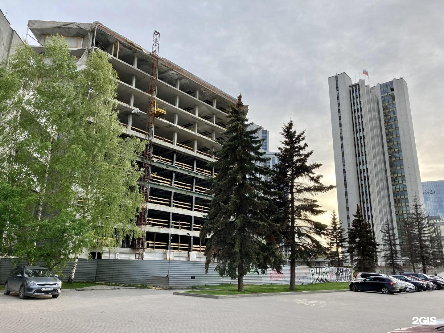 Недострой, где Хабибуллин хочет разместить «Путин Центр». Фото: 2ГИС