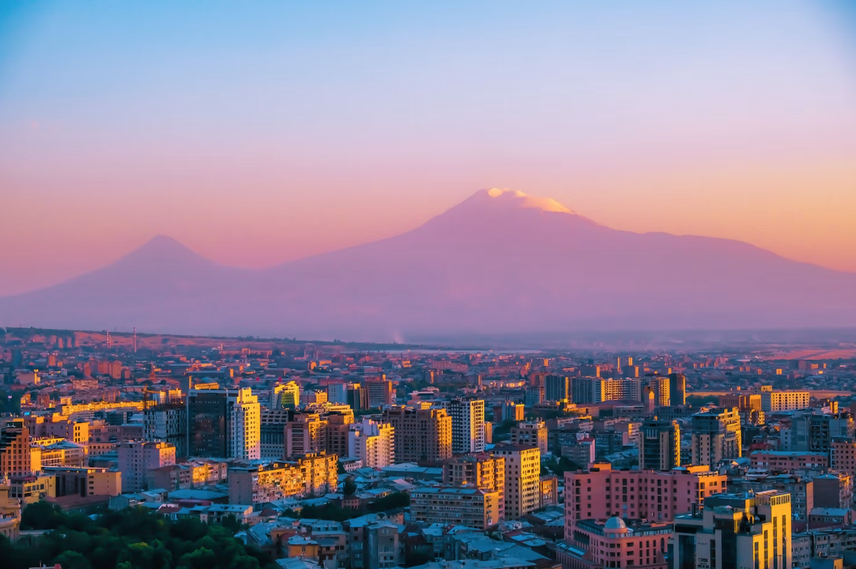 Ереван, столица Армении. Фото: Levon Vardanyan / Unsplash