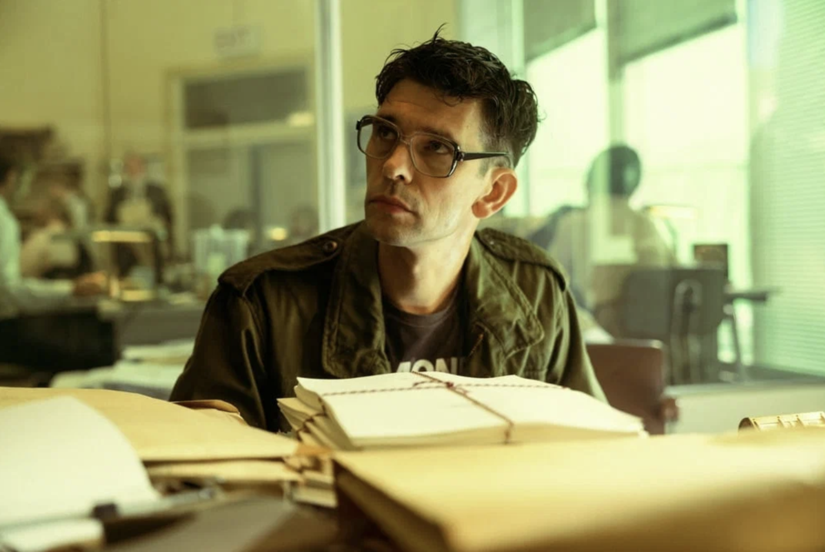 Кадр из фильма «Лимонов, баллада об Эдичке»