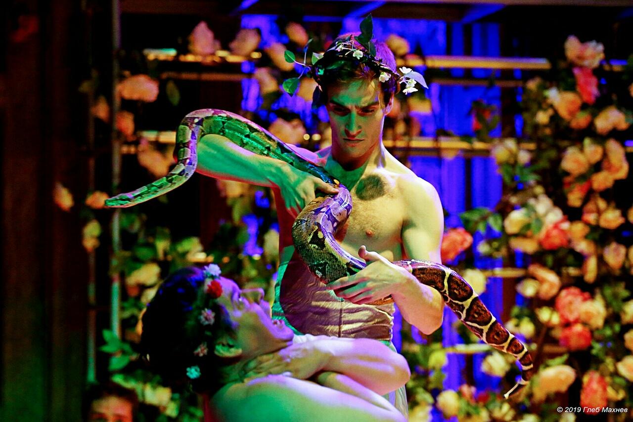 Спектакль «Калигула» в «Коляда-театре». Фото: Глеб Махнев