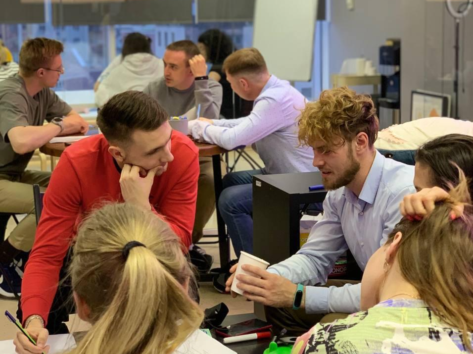 Предоставлено Homy Chat