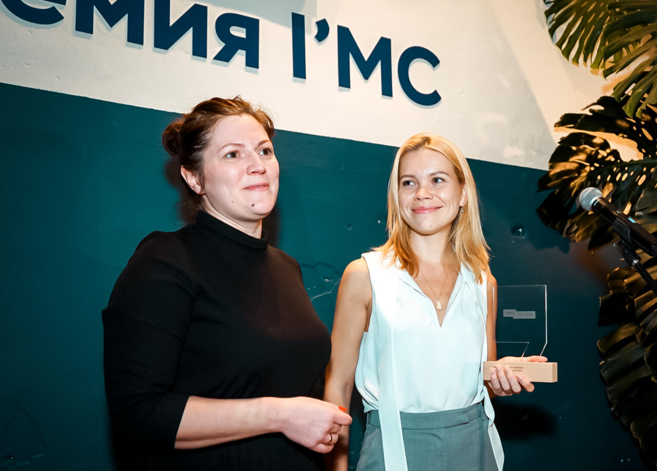 Представители «Жизньмарта» Ксения Лысенко и Юлия Самусенко