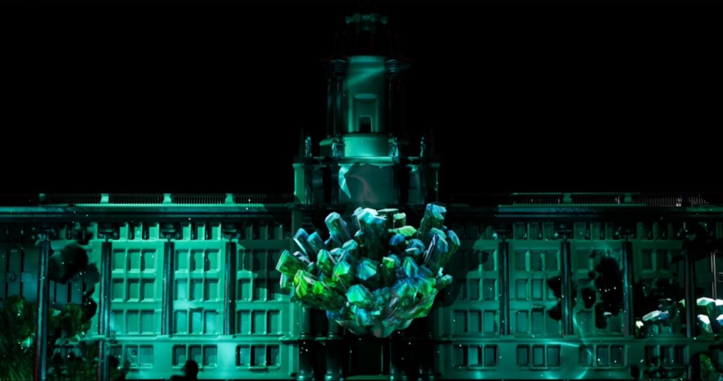 Альфа банк устроил световое шоу на здании. Альфа банк устроил световое шоу на здании. Альфа банк устроил световое шоу на здании. Световое лазерное шоу на здании. Альфа шоу.